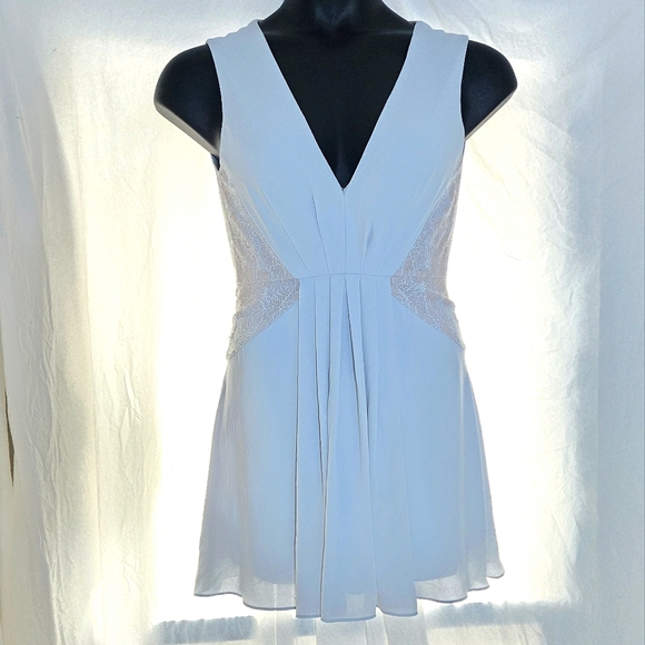 Classy BCBG Dress EUC - Picture 1 of 11